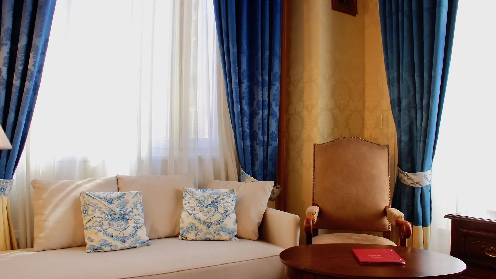De La Bretonnerie Hotel 3*