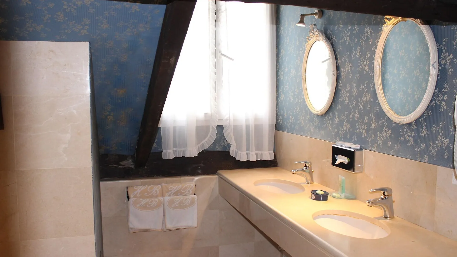 De La Bretonnerie Hotel 3*