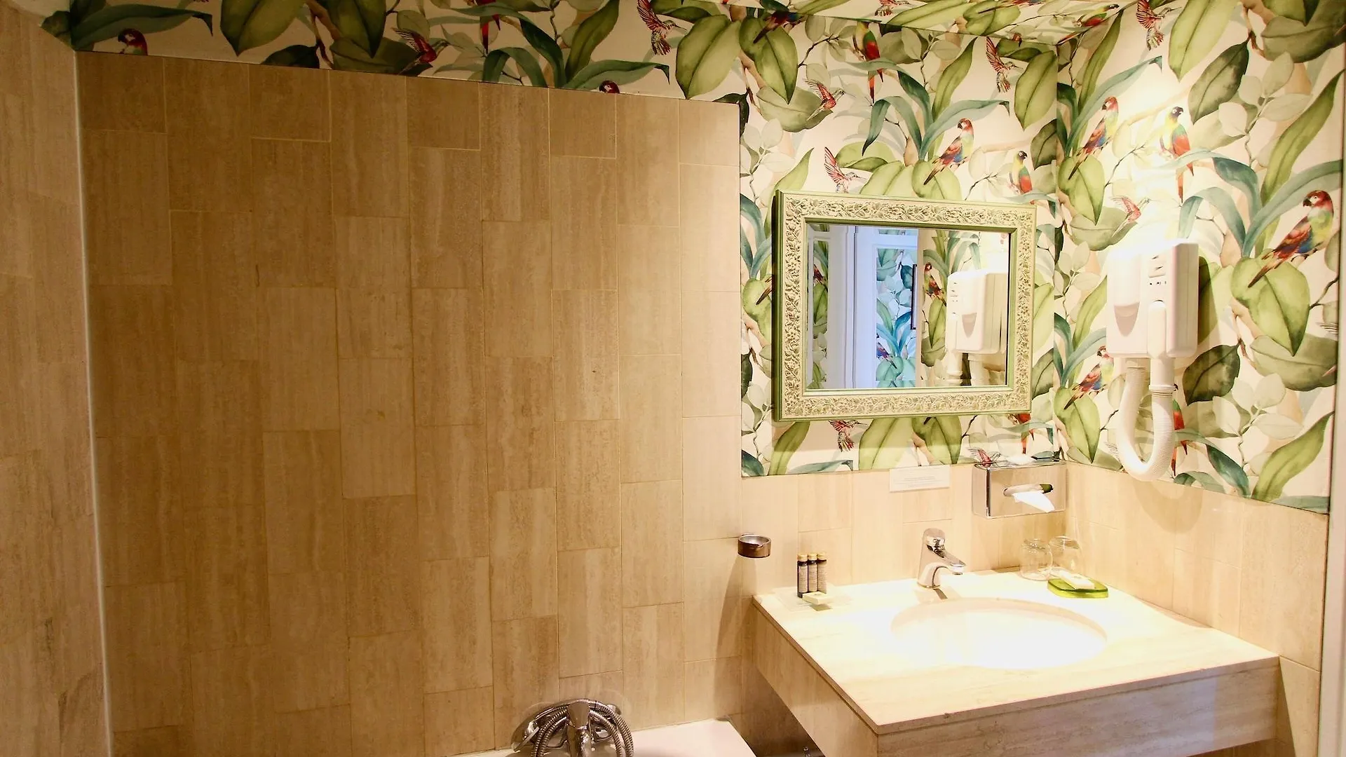 De La Bretonnerie Hotel 3*