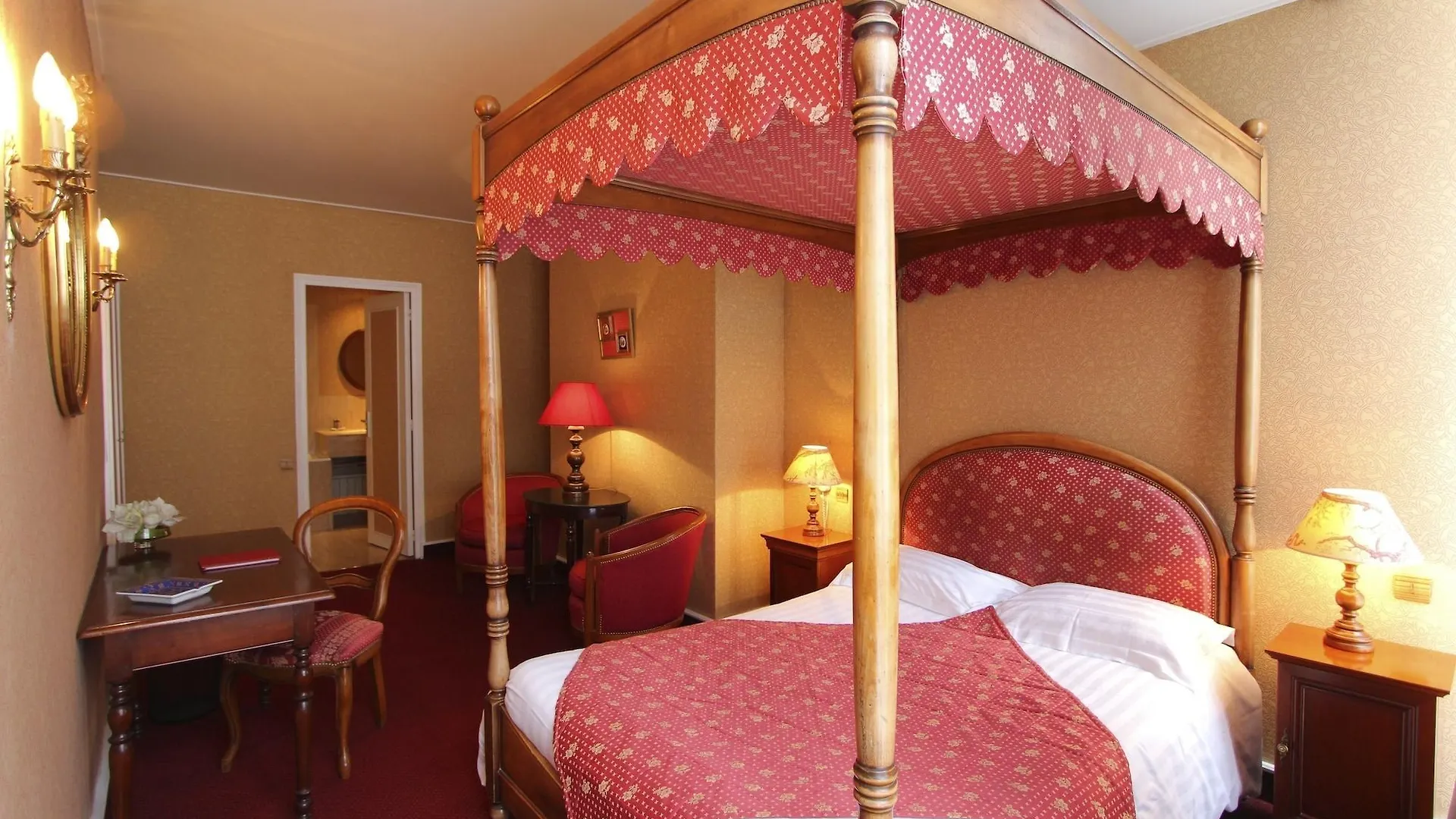 De La Bretonnerie 3* Paris